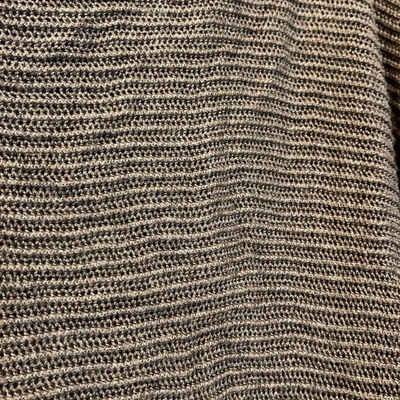 Three-quarter sleeve sheer knit top - Picture 2 of 4